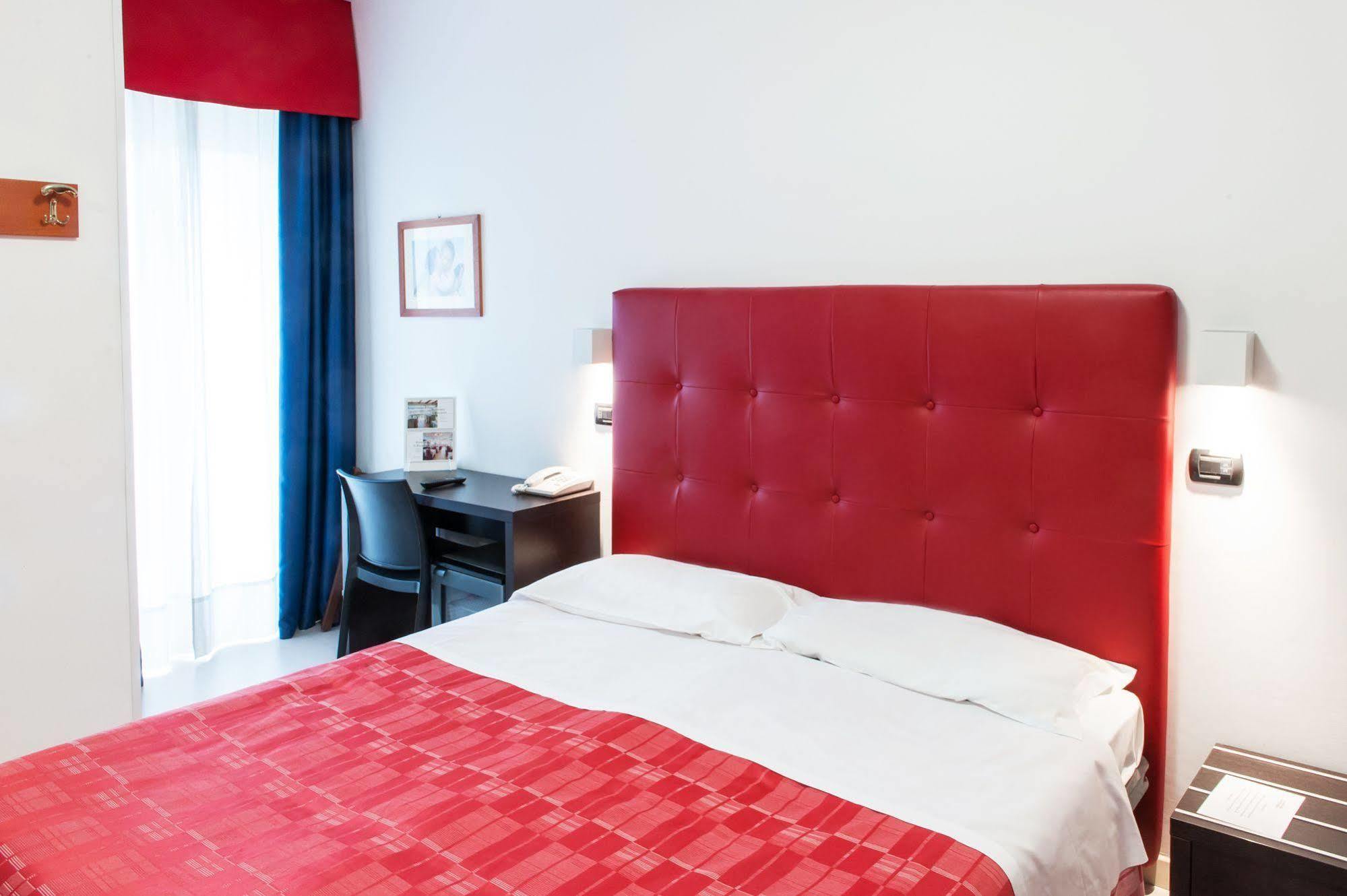 Hotel Villa Corallo San Benedetto del Tronto Exterior photo